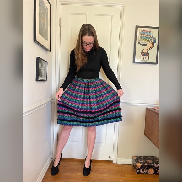 60s Vintage Pixie of California Fit and Flare Midi Dress w Woven Skirt - Picture 2 of 11